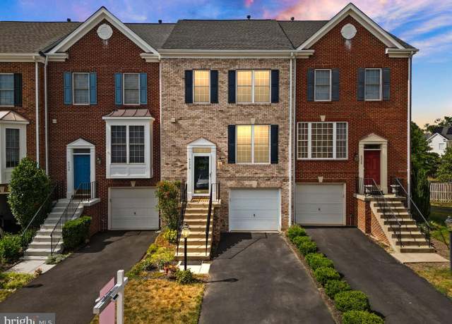 Property at 6228 Conklin Way, Haymarket, VA 20169, 3 beds, 2.5 baths