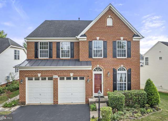 Property at 6528 Atkins Way, Gainesville, VA 20155, 4 beds, 4.5 baths