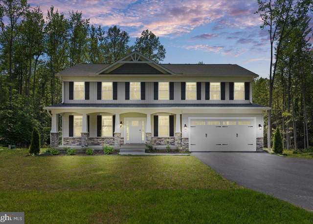 Property at 30 Southern View Dr, Stafford, VA 22554, 7 beds, 3.5 baths