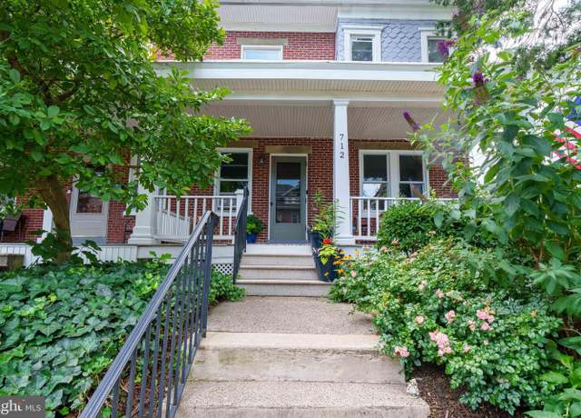 Property at 712 W Twenty Second St, Wilmington, DE 19802, 4 beds, 2.5 baths