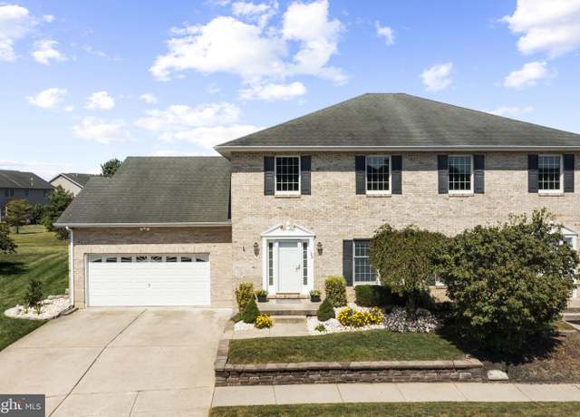 Property at 122 Mandalay Dr, Bear, DE 19701, 3 beds, 2.5 baths