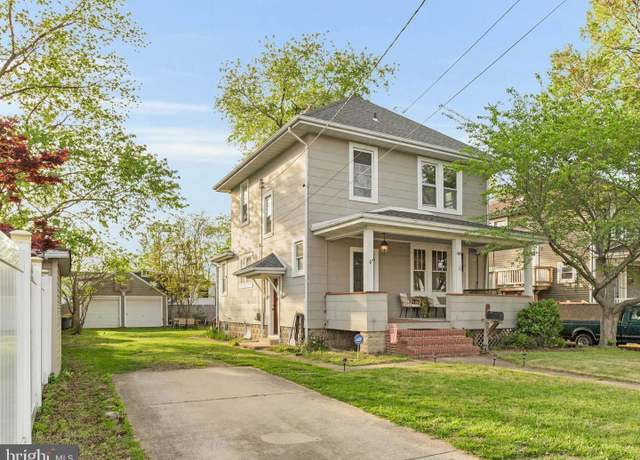 Property at 418 Delmar Ave, Glen Burnie, MD 21061, 3 beds, 1.5 baths