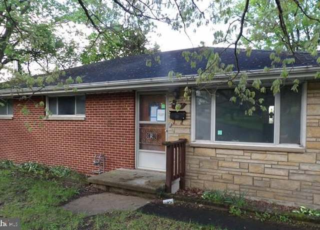 Property at 179 Mount Pleasant St, Frostburg, MD 21532, 3 beds, 1 bath