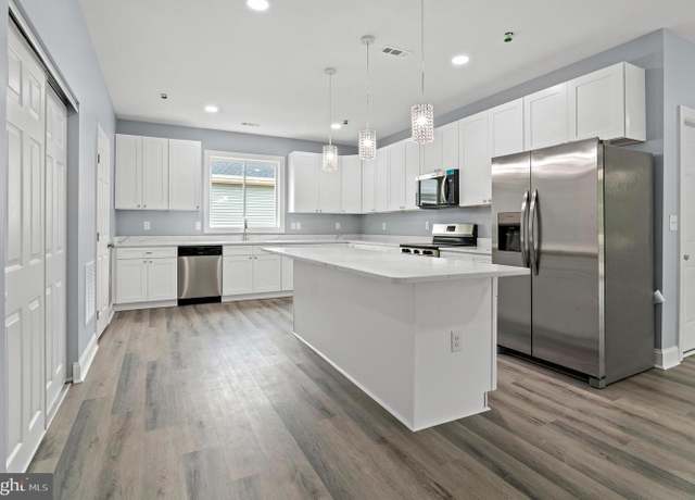 Property at 21739 Centennial Ln, Rock Hall, MD 21661, 4 beds, 2 baths