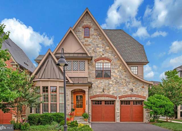 Property at 448 Salk Cir, Gaithersburg, MD 20878, 4 beds, 3.5 baths