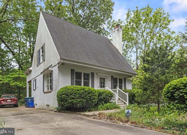 Property at 819 Elwood Rd, Hammonton, NJ 08037, 2 beds, 1 bath