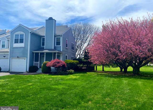 Property at 97 Kirkwood Dr, Newtown, PA 18940, 3 beds, 2.5 baths