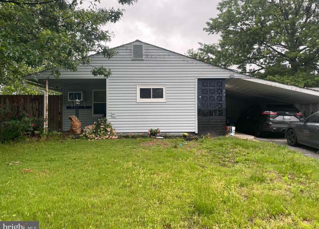 Property at 68 Daffodil Ln, Levittown, PA 19055, 3 beds, 1 bath