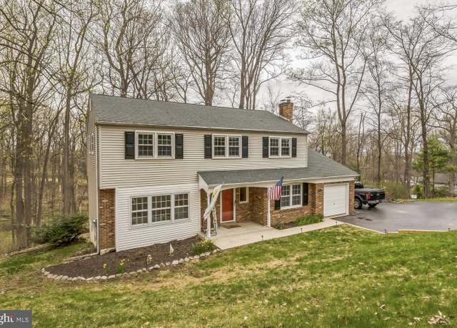 Property at 164 Maryhill Rd, Phoenixville, PA 19460, 4 beds, 2.5 baths