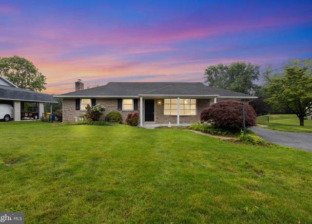 Property at 3775 Board Rd, York, PA 17406, 4 beds, 4 baths