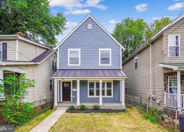 Property at 215 Mckinney, Fredericksburg, VA 22401, 3 beds, 2.5 baths