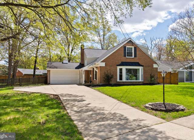 Property at 5921 Westridge Ct, Alexandria, VA 22310, 4 beds, 2.5 baths