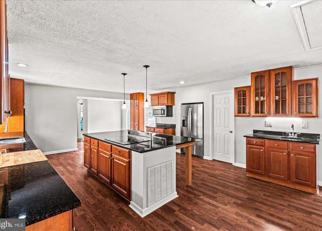 Property at 200 Weise Dr, Louisa, VA 23093, 4 beds, 2 baths