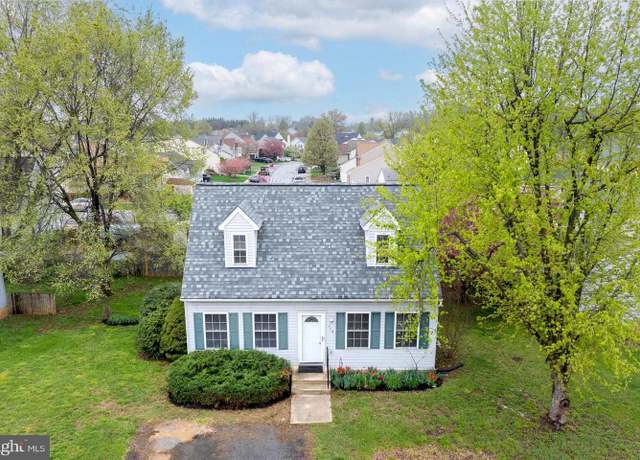 Property at 115 Ranson Estates Cir, Ranson, WV 25438, 3 beds, 2 baths