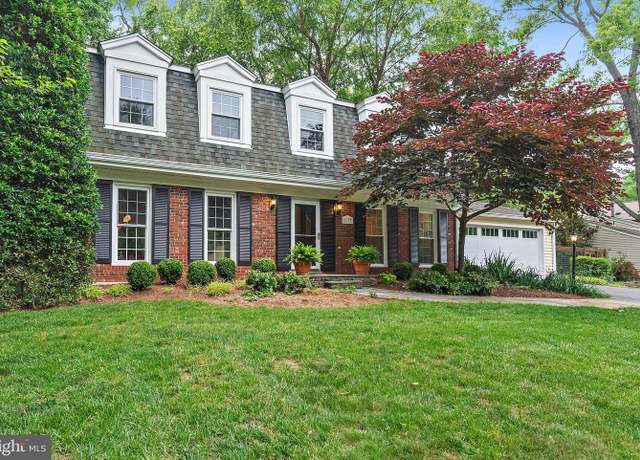 Property at 2657 Carrollton Rd, Annapolis, MD 21403, 4 beds, 2.5 baths