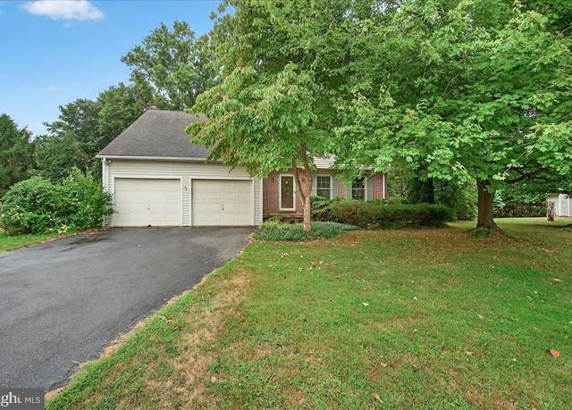 Property at 2703 Meadowridge Ct, Myersville, MD 21773, 4 beds, 2.5 baths