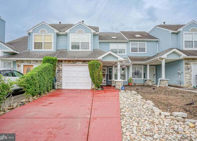 Property at 16 Park Side Dr, Sicklerville, NJ 08081, 2 beds, 2.5 baths