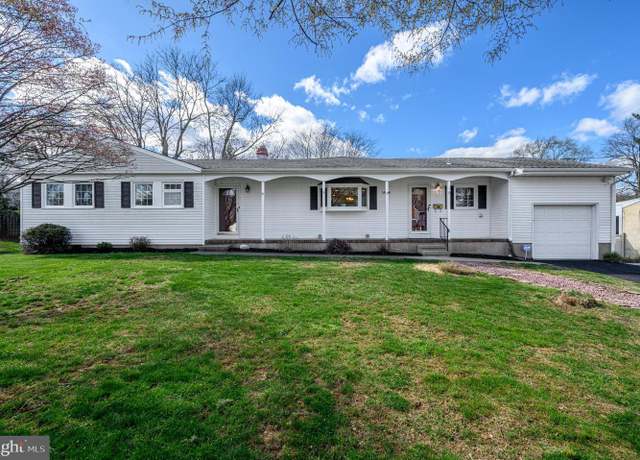 Property at 14 Temple Ter, Lawrenceville, NJ 08648, 3 beds, 1.5 baths