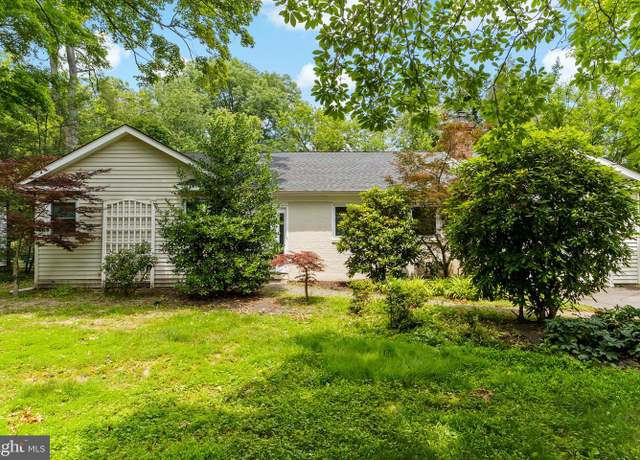 Property at 638 Kingston Rd, Princeton, NJ 08540, 3 beds, 2 baths