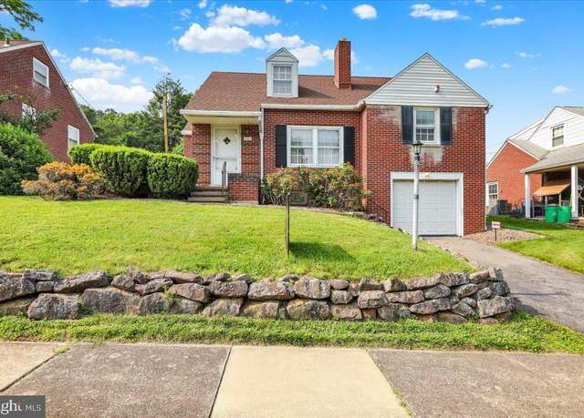 Property at 521 Meade Tc, Reading, PA 19607, 4 beds, 1 bath
