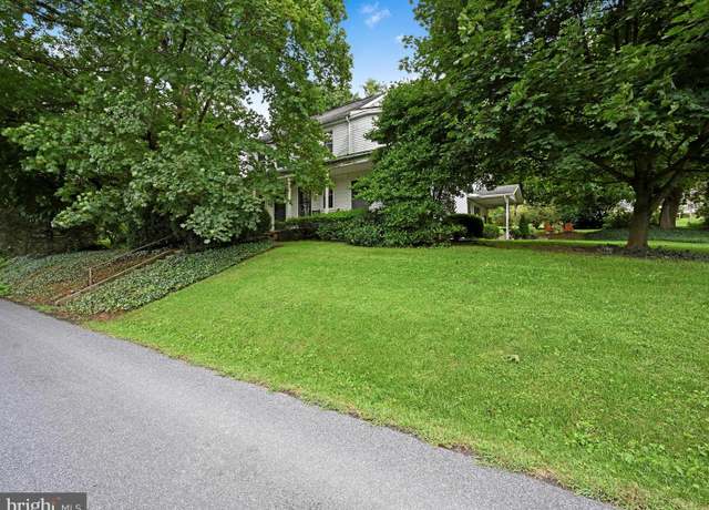 Property at 18 Zartman Mill Rd, Lititz, PA 17543, 5 beds, 2 baths