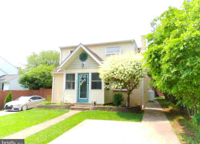 Property at 191 W 8th St, Pennsburg, PA 18073, 4 beds, 2 baths