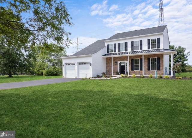 Property at 820 Waterford Dr, Souderton, PA 18964, 4 beds, 2.5 baths