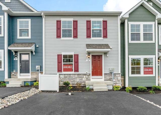 Property at 16 Angus Dr, Hanover, PA 17331, 3 beds, 3 baths