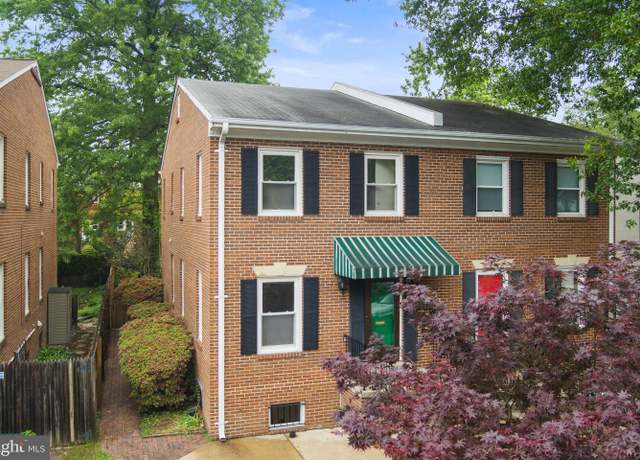 Property at 22 E Howell Ave, Alexandria, VA 22301, 3 beds, 2.5 baths