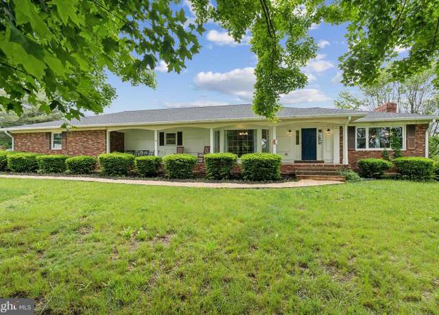Property at 120 Jessie Mae Ln, Luray, VA 22835, 3 beds, 2 baths