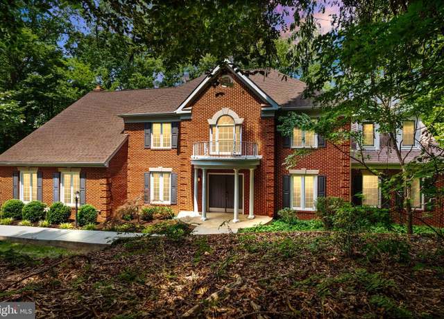 Property at 6689 Highpoint Ct, Manassas, VA 20112, 5 beds, 4.5 baths