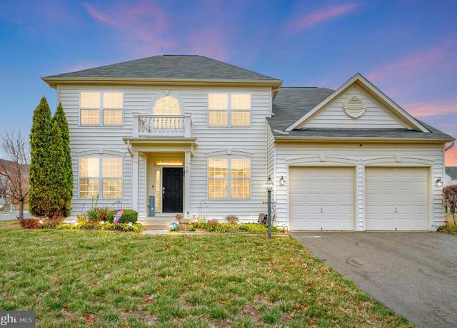 Property at 10 Ivy Spring Ln, Fredericksburg, VA 22406, 4 beds, 2.5 baths
