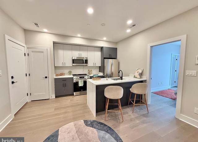 Property at 1004 18th St NE #7, Washington, DC 20002, 2 beds, 2 baths
