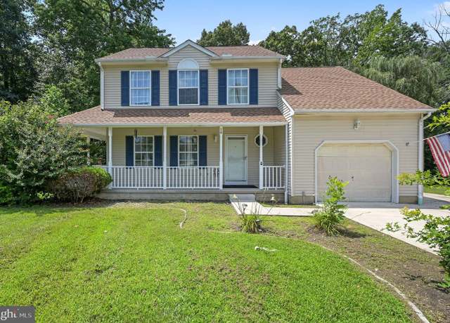 Property at 18 Ardsley Cir, Dover, DE 19904, 4 beds, 2.5 baths