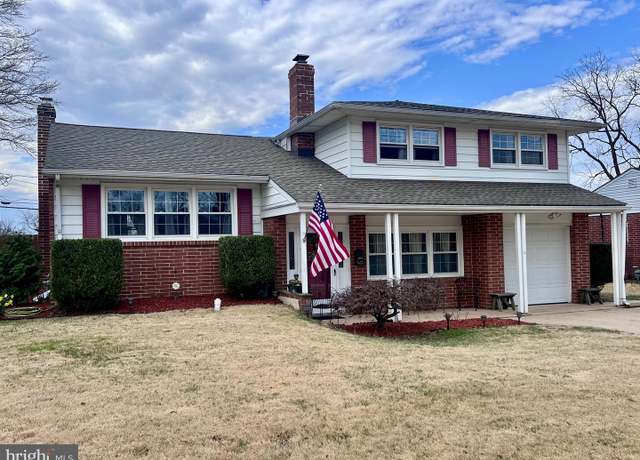 Property at 2722 Fawkes Dr, Wilmington, DE 19808, 4 beds, 1.5 baths