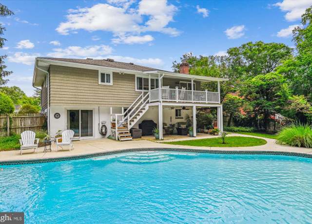 Property at 7912 Glengary Ct, Glen Burnie, MD 21061, 4 beds, 2 baths
