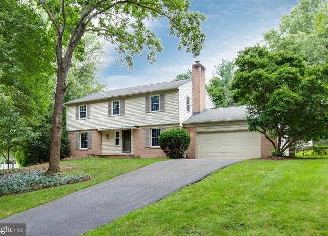 Property at 3801 Graceland Ct, Ellicott City, MD 21042, 4 beds, 2.5 baths