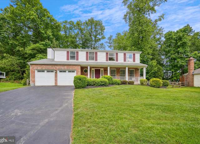 Property at 7613 Timbercrest Dr, Rockville, MD 20855, 5 beds, 3.5 baths