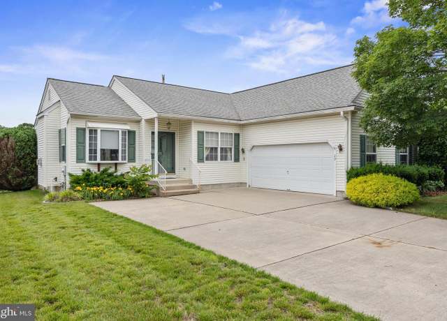 Property at 20 Marsha Dr, Delran, NJ 08075, 2 beds, 2.5 baths