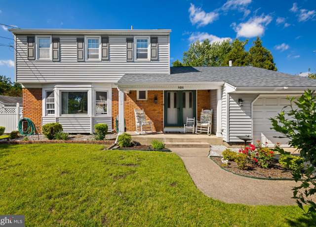 Property at 504 Mackin Dr, Cherry Hill, NJ 08002, 3 beds, 1.5 baths