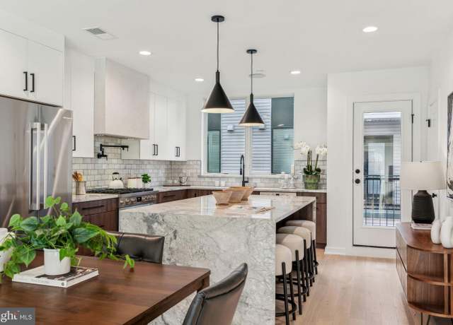 Property at 950 N 6th St, Philadelphia, PA 19123, 3 beds, 4 baths