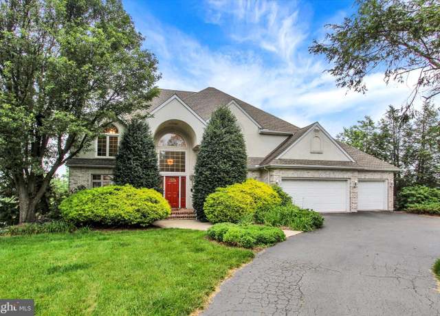 Property at 509 Riverview Ct, Red Lion, PA 17356, 3 beds, 3.5 baths