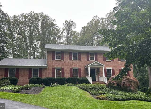 Property at 108 Katie Ln, Winchester, VA 22602, 5 beds, 3.5 baths