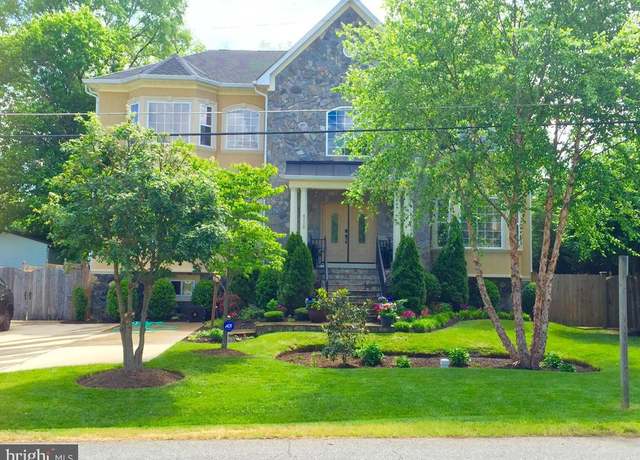 Property at 4113 Woodland Rd, Annandale, VA 22003, 6 beds, 6.5 baths
