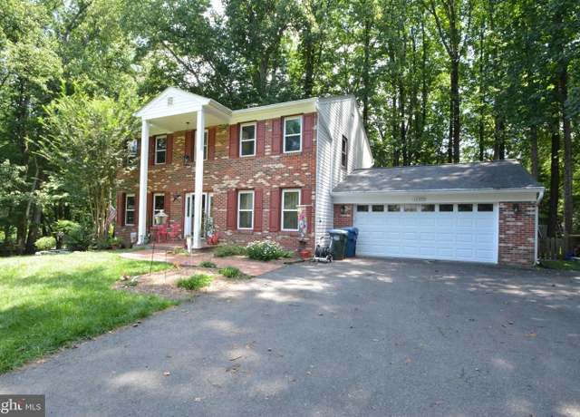 Property at 12305 Westwood Hills Dr, Herndon, VA 20171, 5 beds, 3.5 baths
