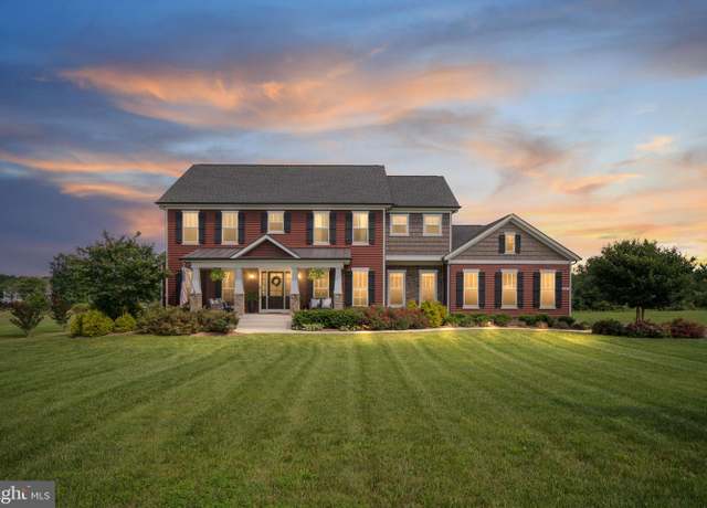 Property at 115 Saddle Ridge Ln, Fredericksburg, VA 22406, 5 beds, 4.5 baths