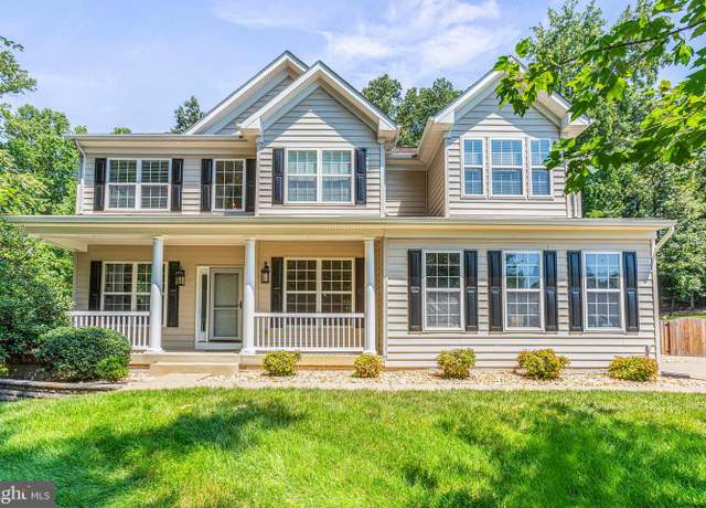 Property at 10 Garner Dr, Fredericksburg, VA 22405, 5 beds, 3.5 baths