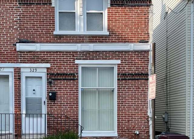 Property at 329 E 13th, Wilmington, DE 19801, 2 beds, 1.5 baths
