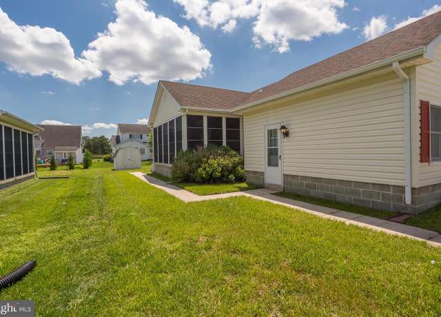 Property at 36820 Bluewater Run W, Selbyville, DE 19975, 3 beds, 2 baths