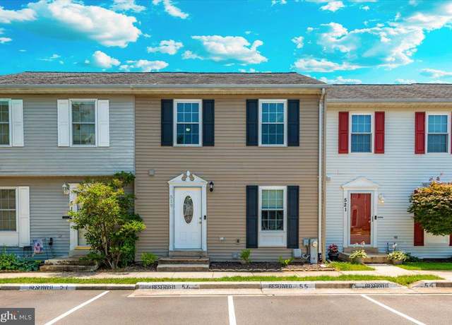 Property at 519 Realm Ct E, Odenton, MD 21113, 3 beds, 1.5 baths